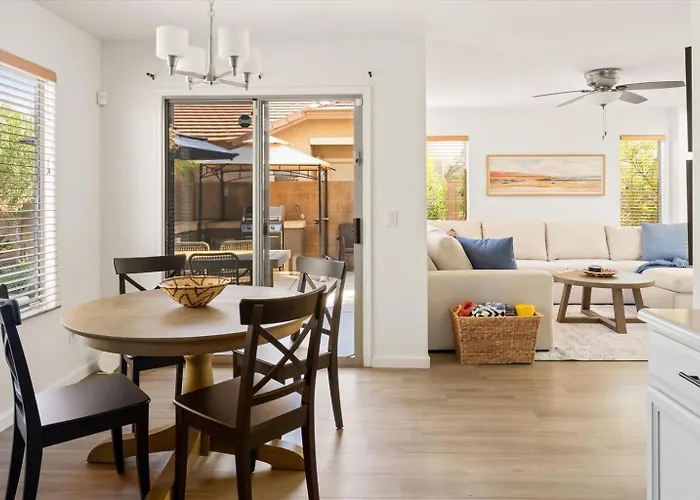 Resort-style Oasis With Heated Pool Goodyear